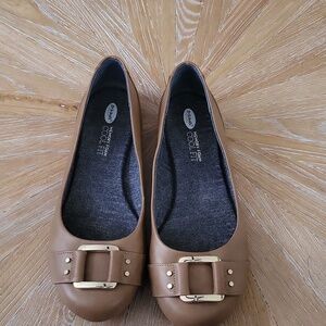 Brown Dr. Scholls shoes